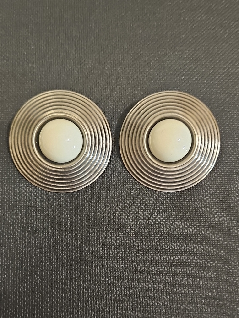 Silver Tone Concentric Circle Cream Cabochon Statement Earrings 1.75"